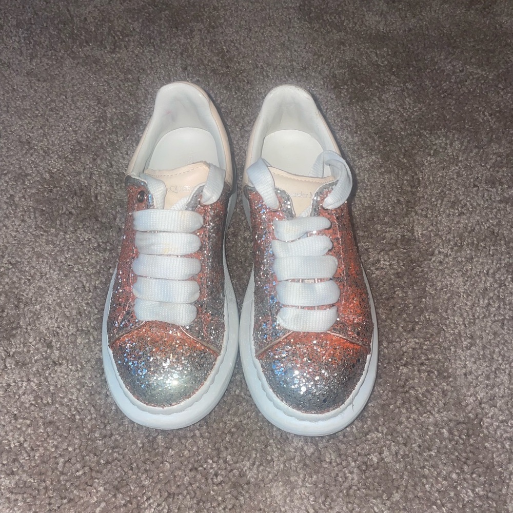 Alexander McQueen Glitter Shoes size 29✨
